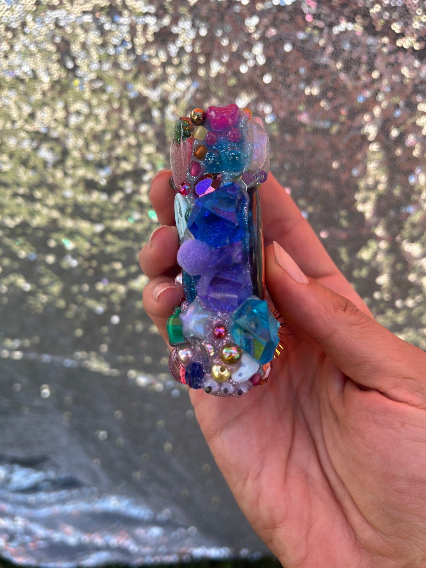 Chillin Vintage 90’s Pin Lighter Case