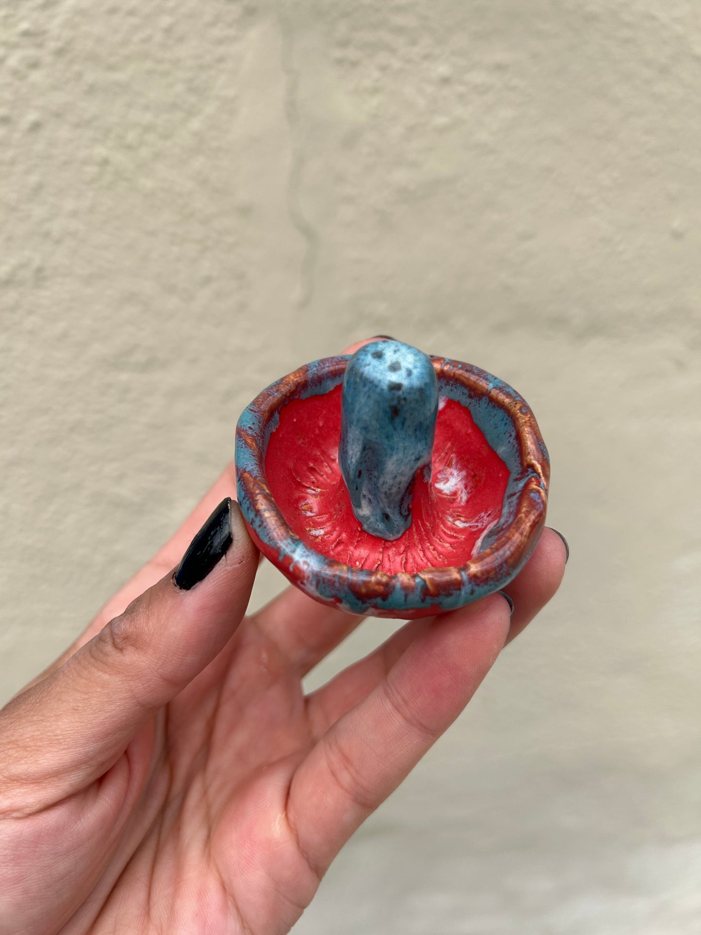 Mushroom Ring Holder - Red & Blue