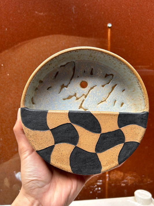 Wall-Hanging Circle Vase - Wavy Check