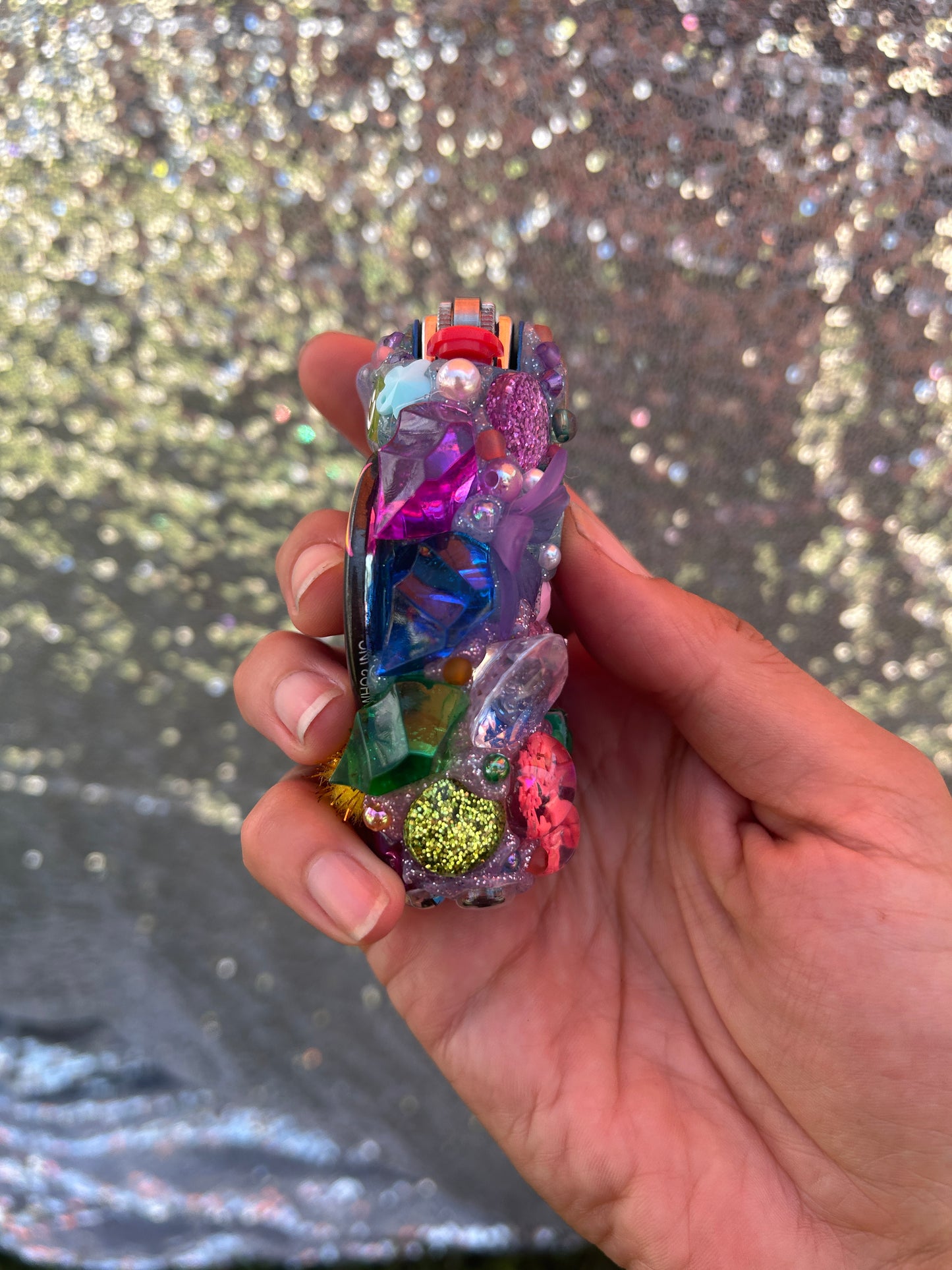 Chillin Vintage 90’s Pin Lighter Case
