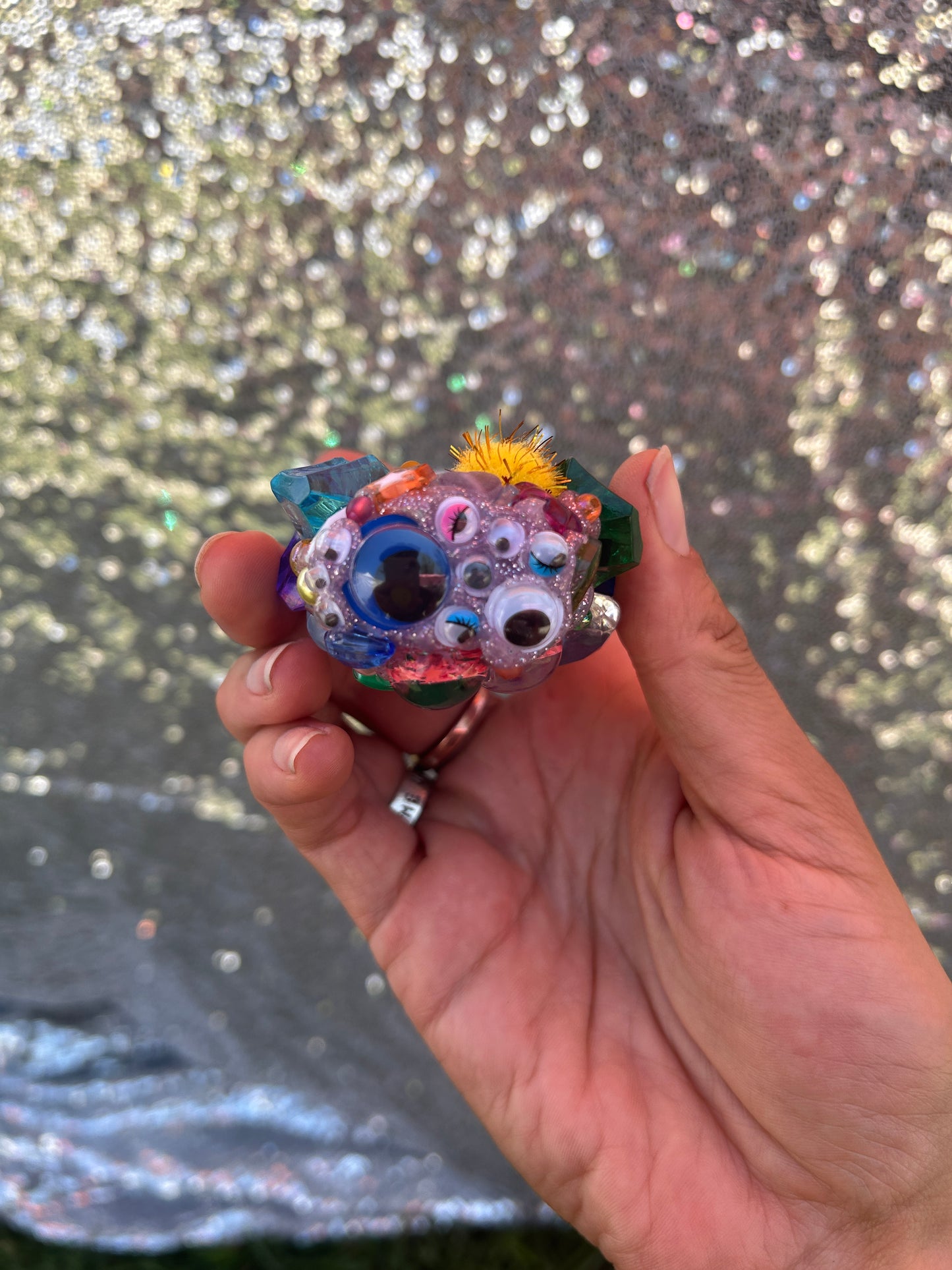 Chillin Vintage 90’s Pin Lighter Case