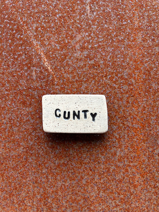 C*nty Magnet